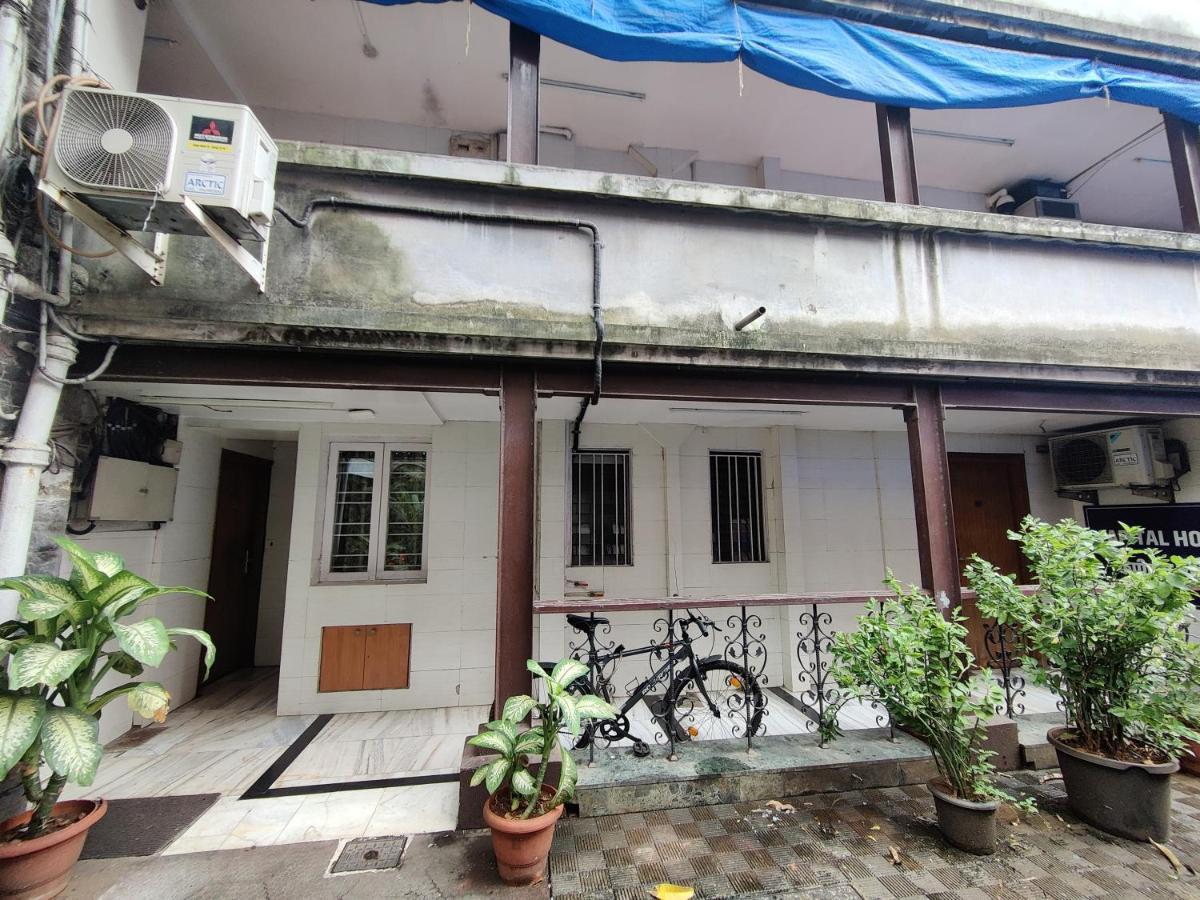 Capital Hotel Mumbai Exterior photo